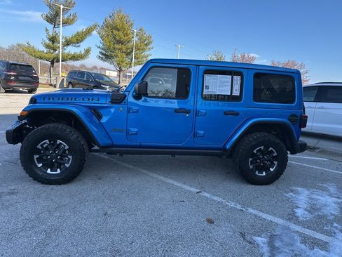 Used 2024 Jeep Wrangler Unlimited Rubicon 4xe image 13