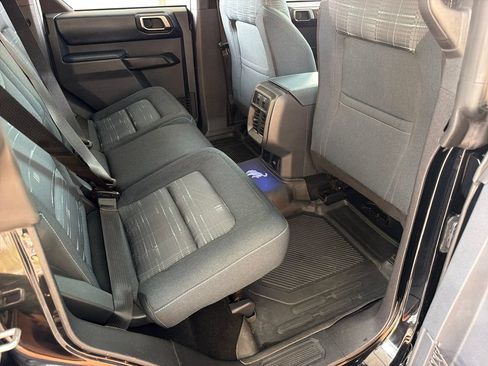 Used 2025 Ford Bronco Heritage Edition AWD/4WD image 33