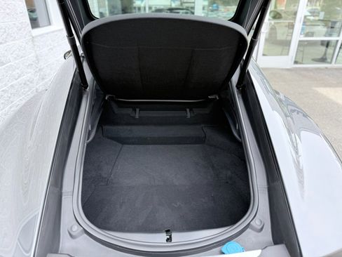 Used 2017 Jaguar F-TYPE SVR image 52