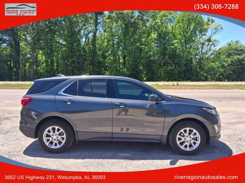 Used 2020 Chevrolet Equinox LT image 2