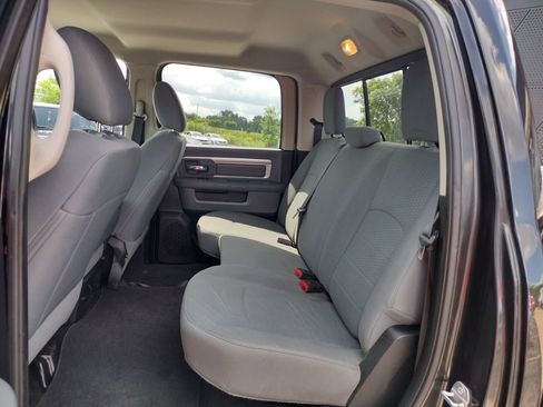 Used 2016 RAM 1500 Classic SLT image 6