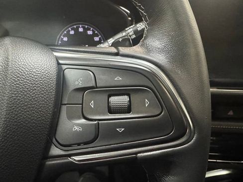 Used 2023 Buick Envision Avenir image 21