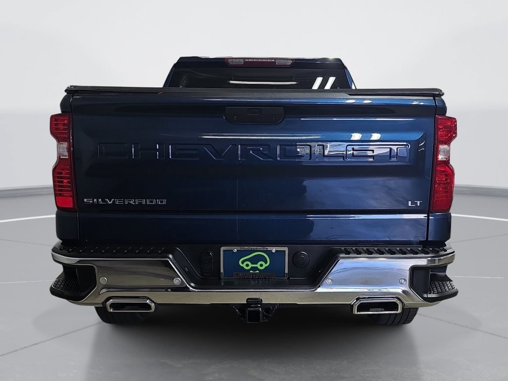 Used 2021 Chevrolet Silverado 1500 LT AWD/4WD image 5