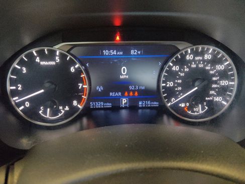Used 2024 Nissan Altima 2.5 SV FWD image 23