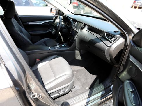 Used 2019 INFINITI QX50 Pure image 12