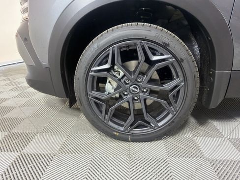 New 2026 Nissan Kicks SR w/ SR Premium Package FWD image 10