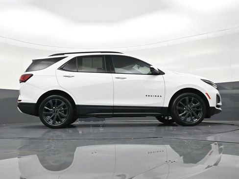 Used 2023 Chevrolet Equinox RS image 28