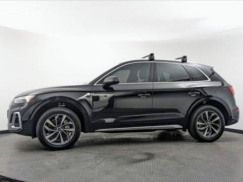 Used 2023 Audi Q5 2.0T Premium w/ Convenience Package AWD/4WD image 3