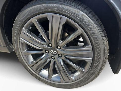 Used 2020 INFINITI QX50 Essential w/ Edition 30 Package AWD/4WD image 9