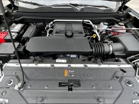 New 2025 GMC Canyon AT4 image 11