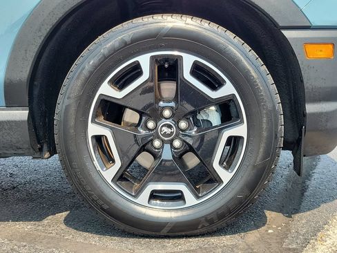 Certified 2023 Ford Bronco Sport Outer Banks w/ Tech Package AWD/4WD image 9