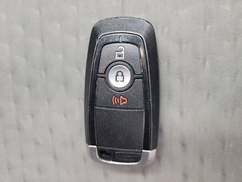Used 2020 Ford Escape SE FWD image 32
