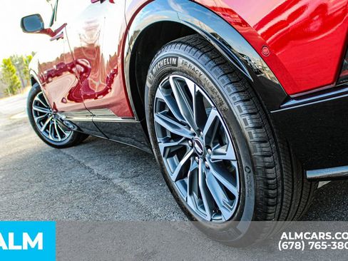 Used 2024 Cadillac Lyriq Sport image 14