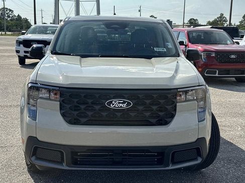 New 2025 Ford Maverick XLT w/ XLT Luxury Package image 2