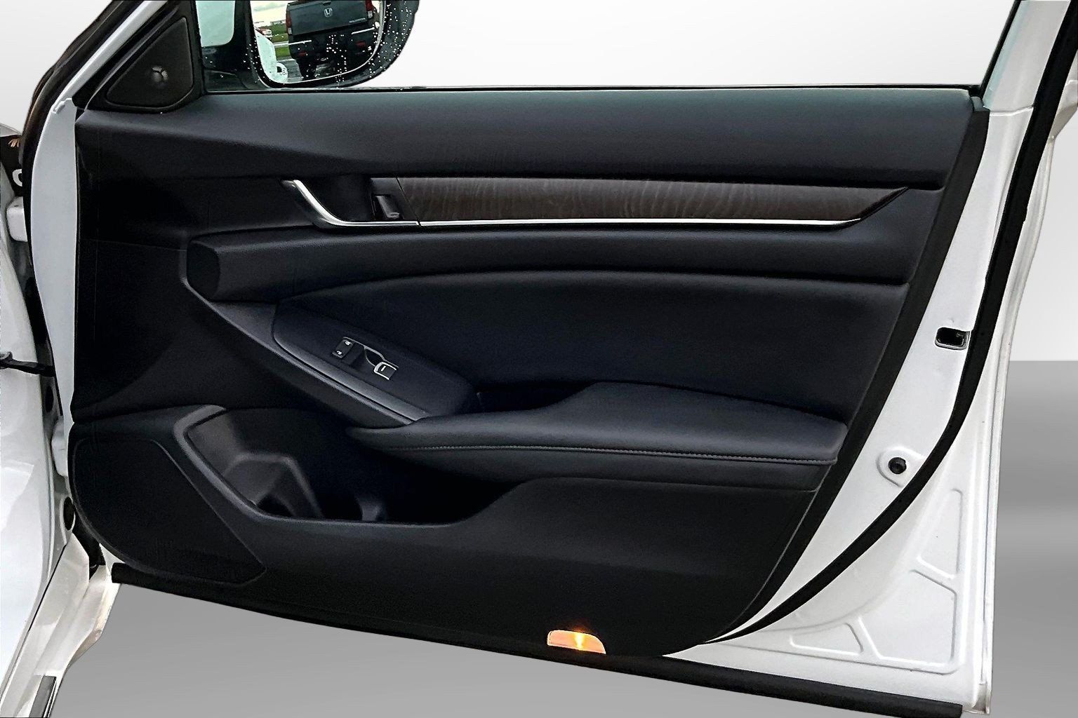 Used 2021 Honda Accord EX-L image 26