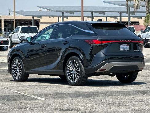 Used 2023 Lexus RX 350 Premium Plus w/ Cold Area Package FWD image 5