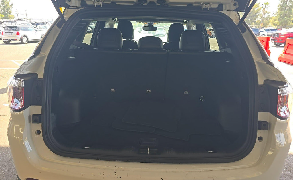 Used 2025 Jeep Compass Limited AWD/4WD image 2
