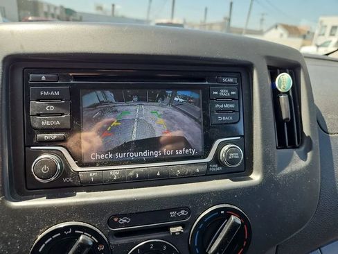 Used 2018 Nissan NV200 S w/ Cruise Control Package FWD image 19