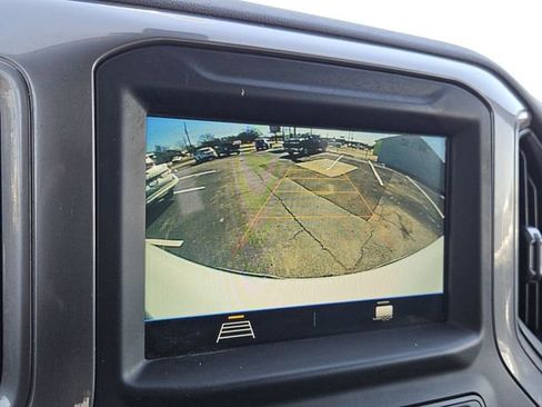 Used 2019 Chevrolet Silverado 1500 Custom w/ Custom Convenience Package image 16