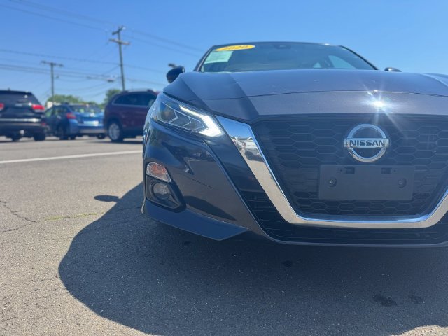 Used 2020 Nissan Altima 2.5 SV FWD image 14