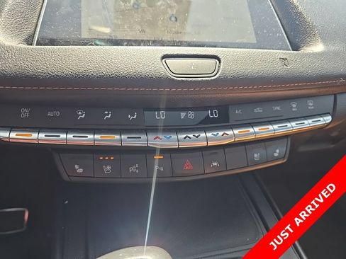 Used 2019 Cadillac XT4 Sport AWD/4WD image 12