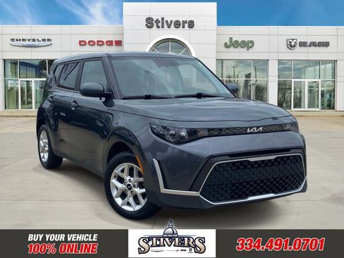 Used 2023 Kia Soul LX w/ LX Technology Package FWD image 1