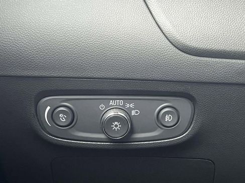 Used 2023 Buick Encore GX Preferred w/ Cold Weather Comfort Package FWD image 30