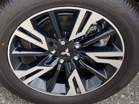 Used 2024 Mitsubishi Eclipse Cross SE image 30