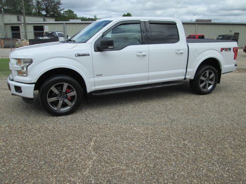 Used 2016 Ford F150 XLT w/ Equipment Group 302A Luxury AWD/4WD image 2