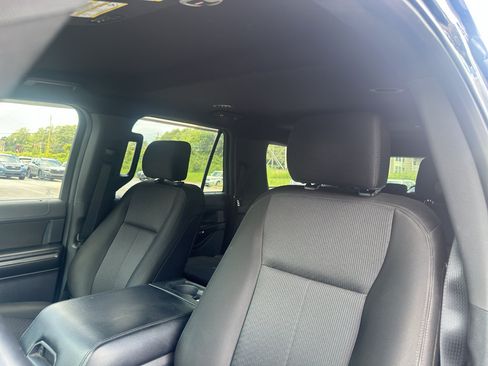 Used 2019 Ford Expedition Max XLT RWD image 10