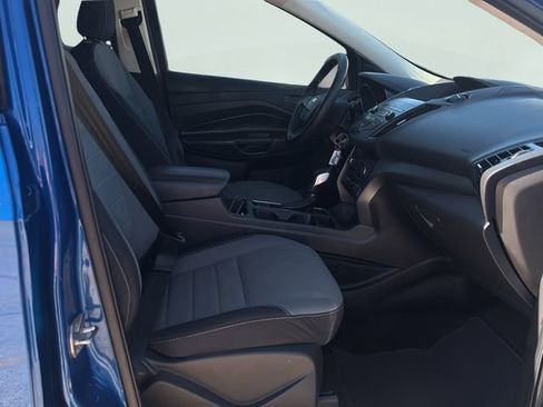 Used 2019 Ford Escape S image 11