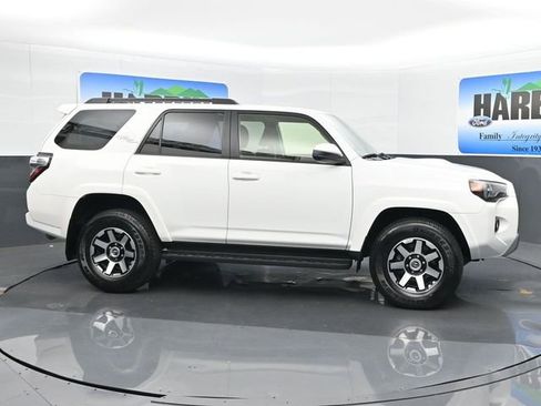 Used 2024 Toyota 4Runner TRD Off-Road image 7