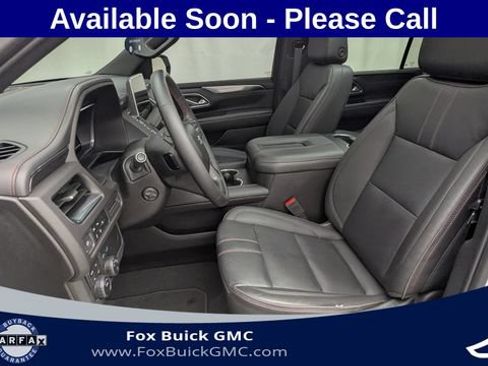 Used 2023 Chevrolet Suburban RST w/ Sport Performance Package AWD/4WD image 29