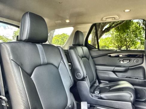 Used 2023 Honda Pilot EX-L image 26