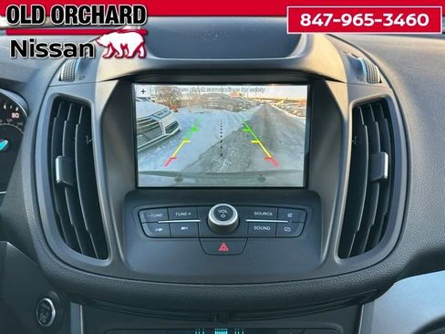 Used 2019 Ford Escape SE image 17