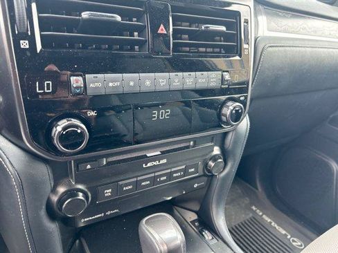 Certified 2023 Lexus GX 460 w/ Black Line Special Edition AWD/4WD image 11