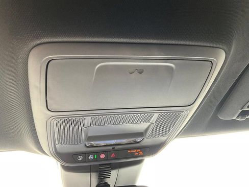 Used 2026 Chevrolet Traverse LT w/ LPO, Floor Liner Package AWD/4WD image 25