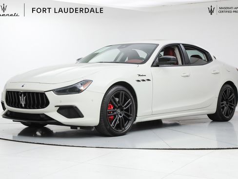 Certified 2023 Maserati Ghibli Modena RWD image 1
