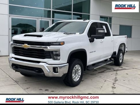 Used 2025 Chevrolet Silverado 2500 LT w/ Safety Package AWD/4WD image 1