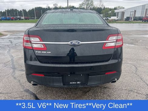 Used 2016 Ford Taurus SE FWD image 9