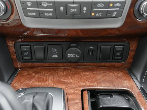 Certified 2019 INFINITI QX80 Luxe w/ All-Season Package RWD image 17