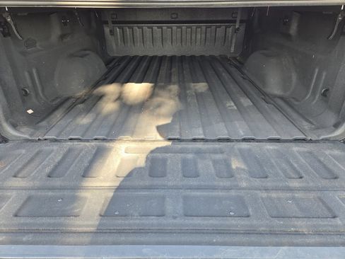 Used 2014 GMC Sierra 1500 SLT w/ SLT Crew Cab Value Package AWD/4WD image 30