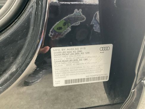 Used 2015 Audi SQ5 Prestige w/ Prestige Package image 38