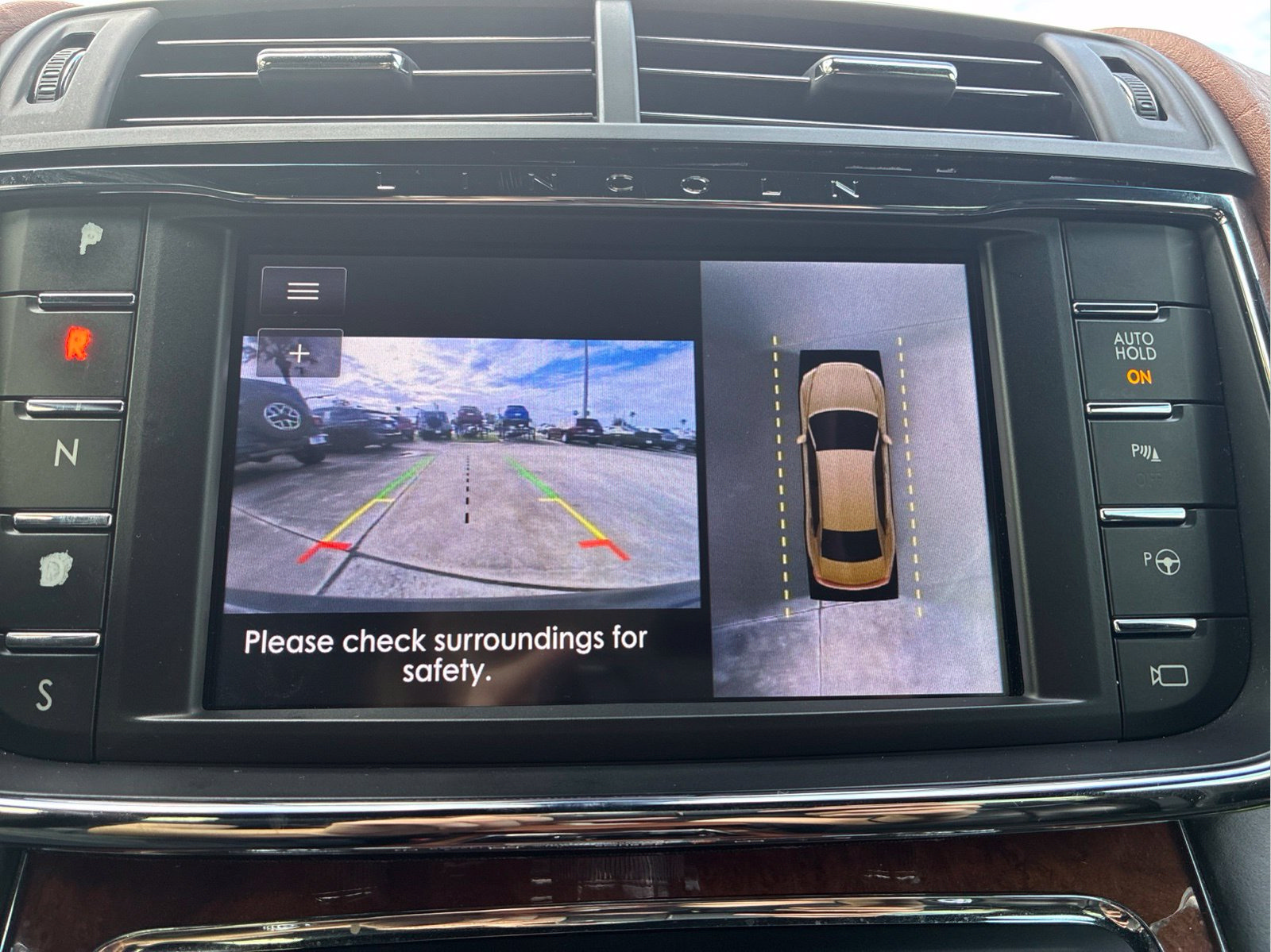 Used 2020 Lincoln Continental Black Label w/ Rear Seat Amenities Package FWD image 30