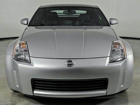 Used 2003 Nissan 350Z Touring RWD image 4