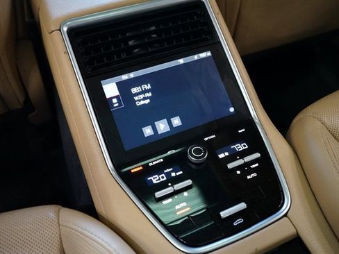 Used 2019 Porsche Panamera 4 image 56