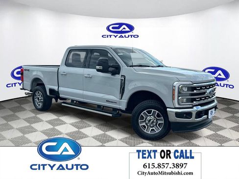 Used 2025 Ford F250 Lariat AWD/4WD image 1