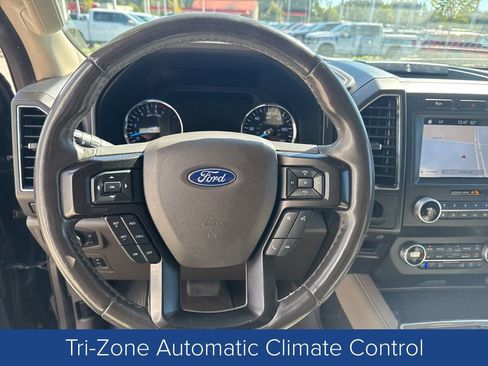 Used 2019 Ford Expedition Limited image 16
