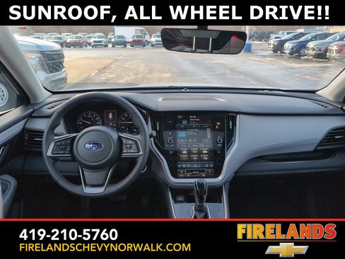 Used 2025 Subaru Outback Premium w/ Popular Package #1A image 4