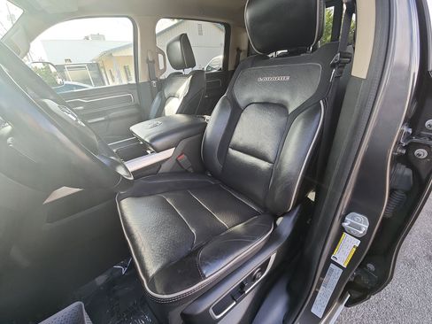 Certified 2019 RAM 1500 Laramie AWD/4WD image 13